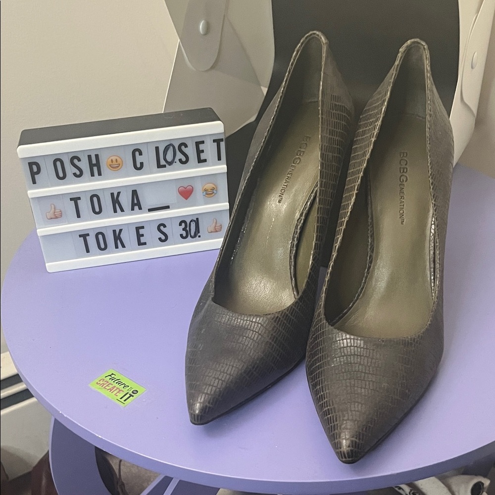 ✨🆕BNWOT BCBGeneration Faux Alligator Pumps!Sz 9!Never Worn!✨